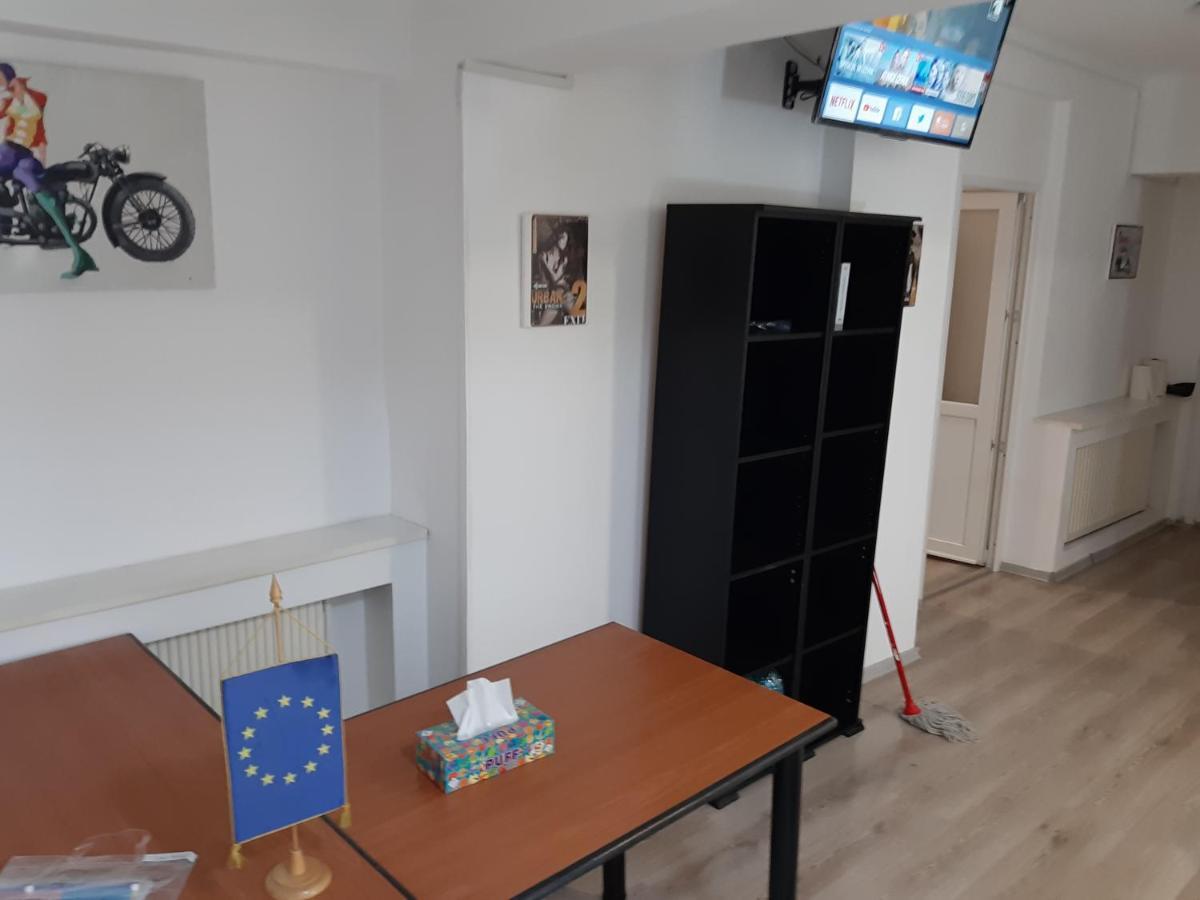 Carol 51 Hostel Bucharest Luaran gambar